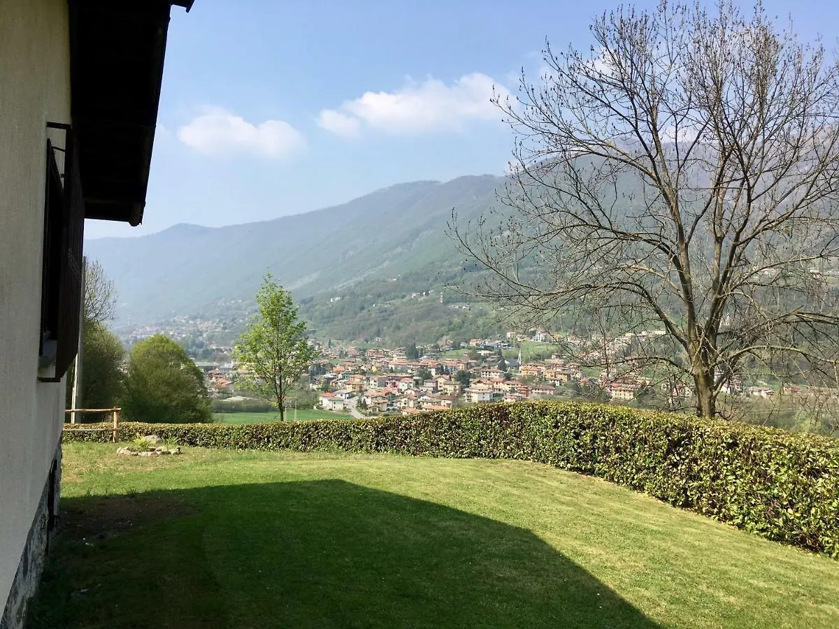Villa Isa Solto Collina Italy